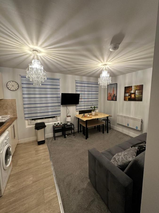 Cosy 2 Bedrooms Apartment لندن المظهر الخارجي الصورة